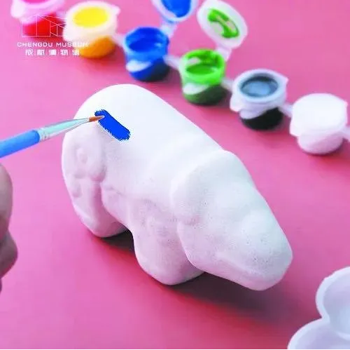 成博以石犀為原型，開發(fā)了一系列文創(chuàng)產(chǎn)品